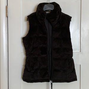 Athleta Faux Fur Vest